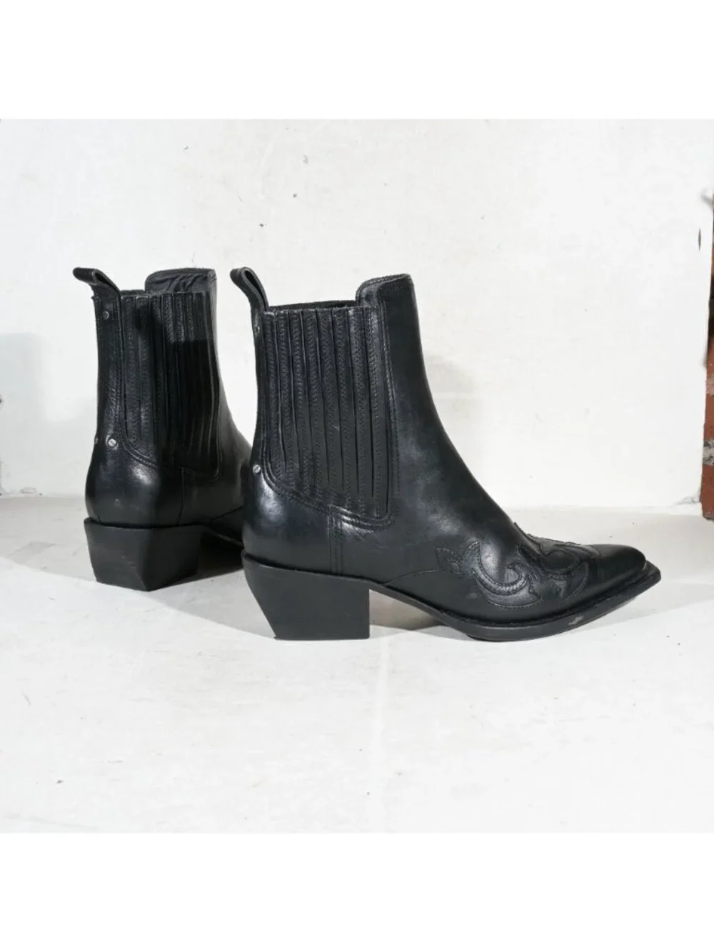 Golden Goose Black Leather Western Chelsea Ankle Boots Italy Womens 39 - Picture 3 of 9